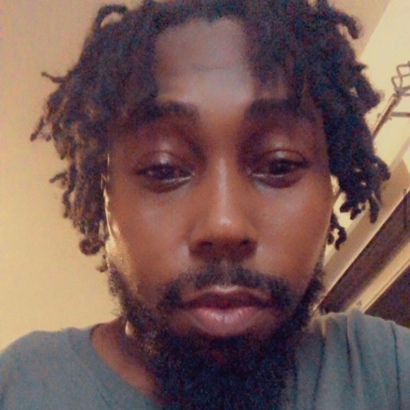 Meet your Posher, Vincent - Picture 1 of 1